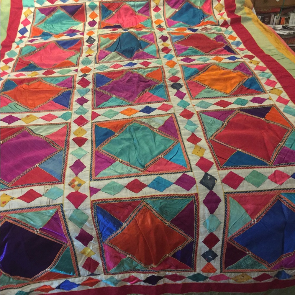 Patchwork Quilt - Picture 4 of 4